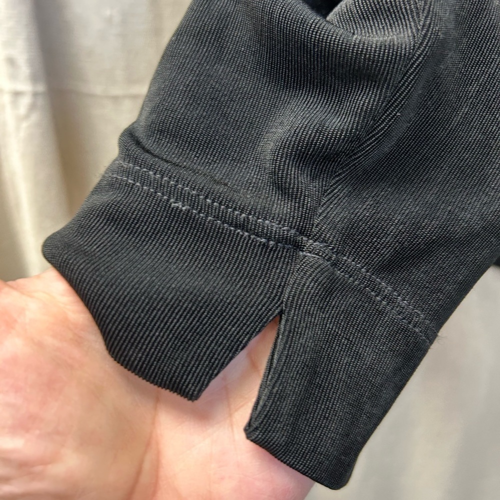 Chicos Traveler/ black button down top/ Size 3 - Picture 2 of 9